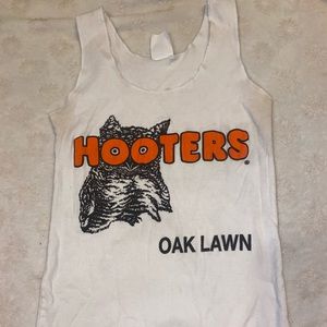 Used Hooters Tank Top